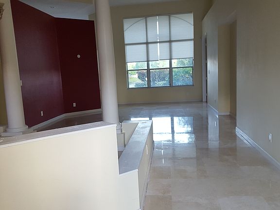 2nd image of 3802 W Lake Estates Dr