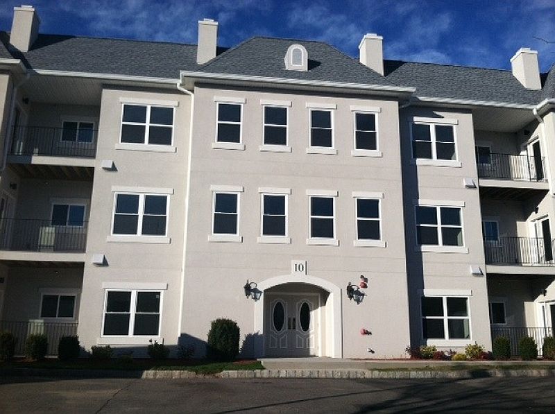 1st image of 1003 Brittany Dr