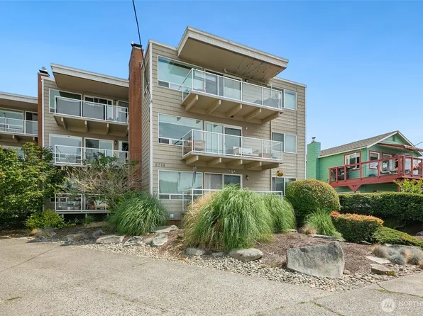 2514 57th Avenue SW #203, Seattle, WA 98116