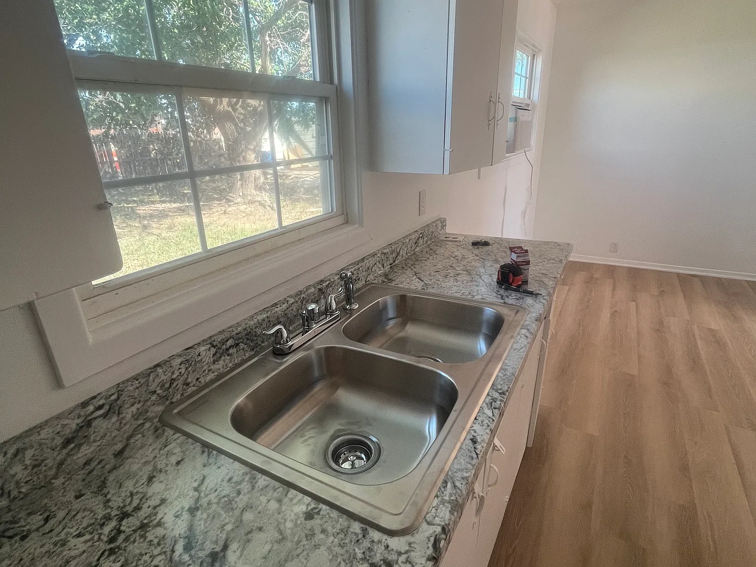 3 bed, 1206 sqft, $1,000 — Photo 3