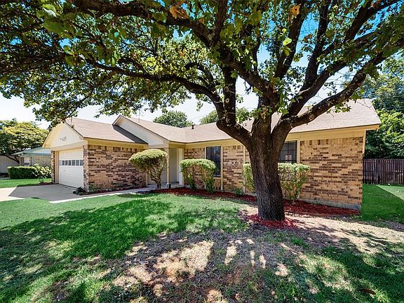 3rd image of 2418 Westpark Way Cir