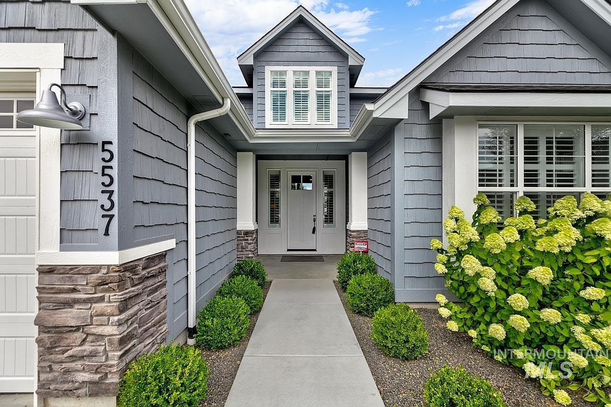 Middleton Ville Grey House 5537 S Astoria Ave, Meridian, ID 83642 | Zillow