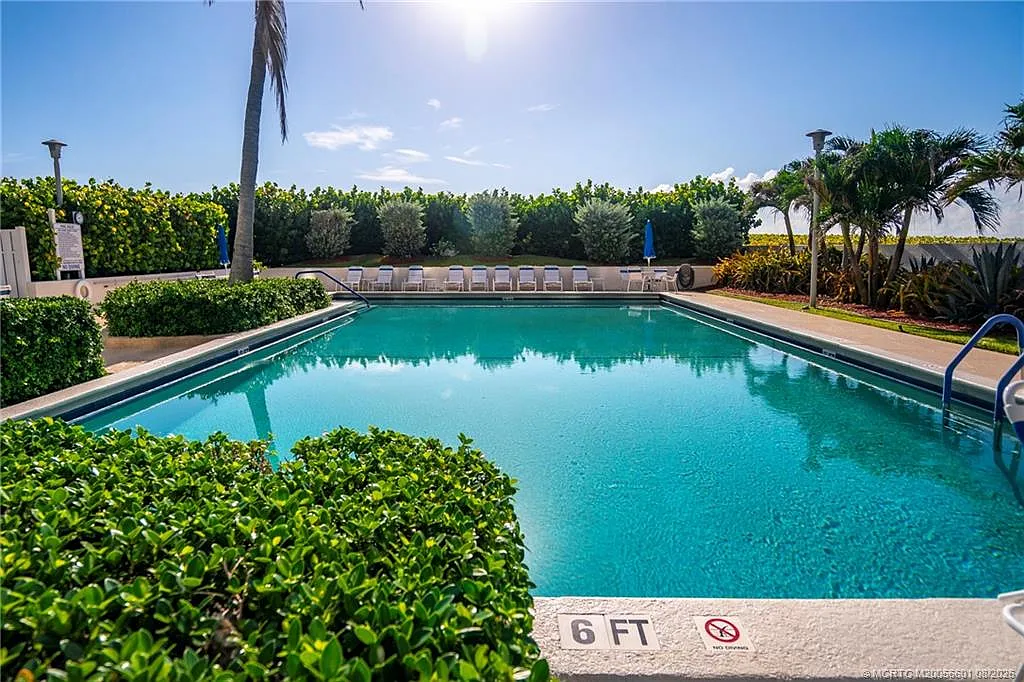 10410 S Ocean Dr — Photo 3