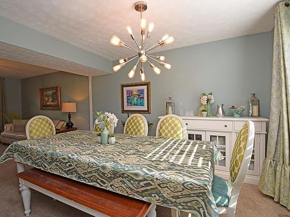 5th image of 6453 Brittany Ln