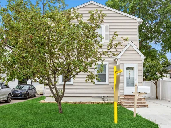 135 Belmont Avenue, Elmont, NY 11003