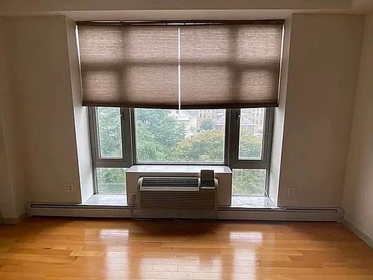 3120 Corlear Ave #515 — Photo 9