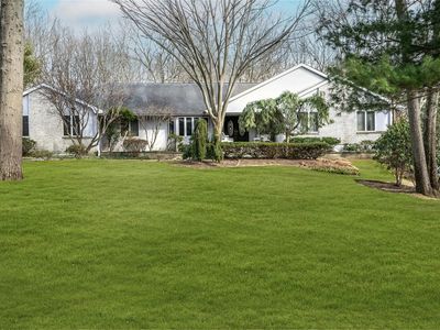 235 Roosevelt Boulevard, Hauppauge, NY, 11788