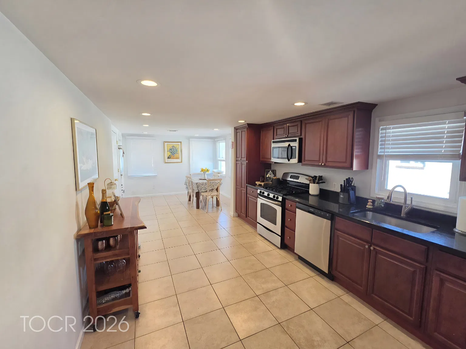 3 bed, $3,400 — Photo 4