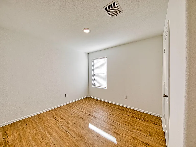 14418 Woodcott Warren Way — Photo 24