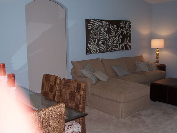 3rd image of 105 E Pine Hollow Trl Unit 204
