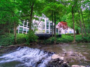 3740 Granger Rd, Akron, OH 44333