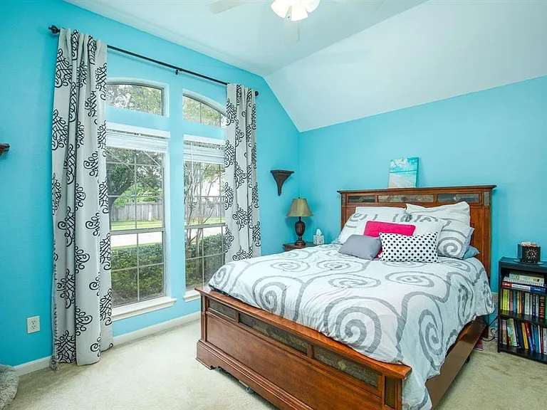 9611 Moonstone Mist Ln — Photo 23
