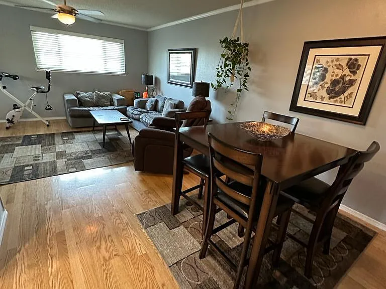 6261 Cavan Dr #4 — Photo 1