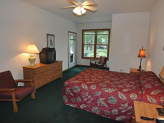 3rd image of 13277 Dillmans Way #12