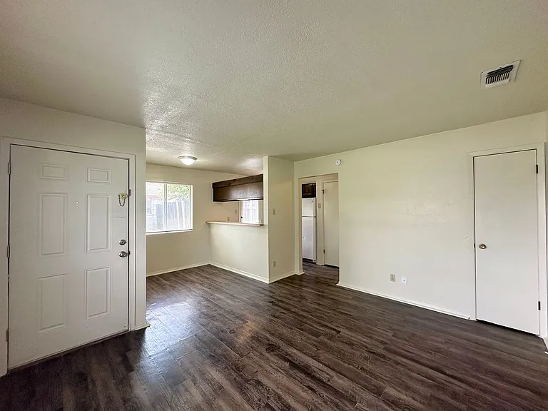 2104 N WS Young Dr — Photo 18