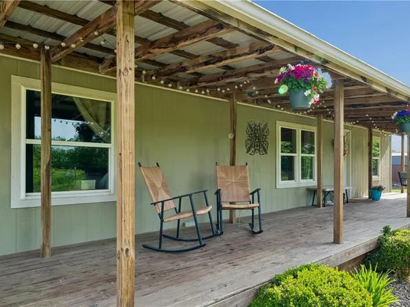 34100 E 189th St, Pleasant Hill, MO 64080