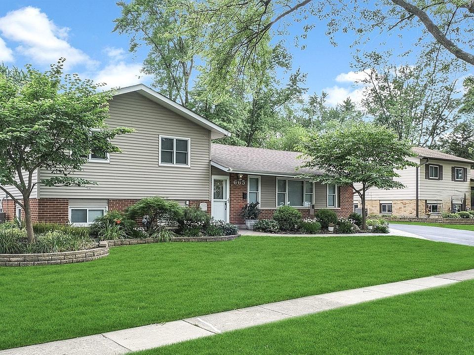 1st image of 665 Flagstaff Ln