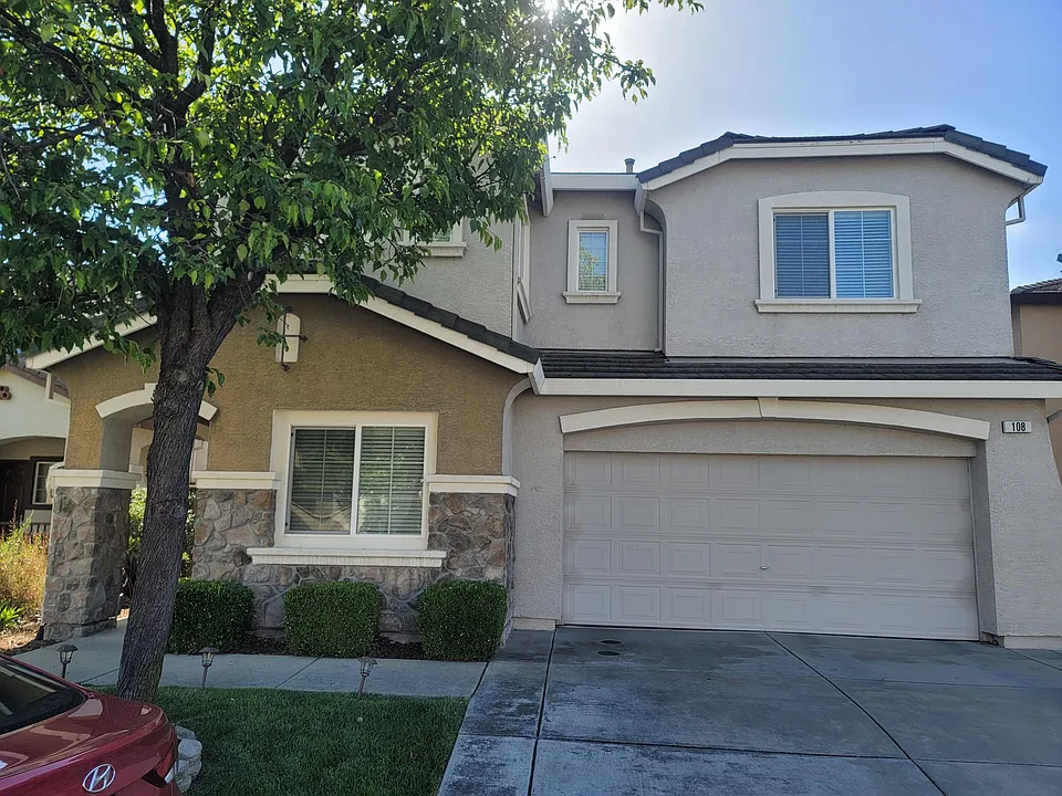 108 Eagles Roost Ct