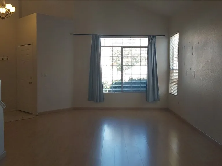 258 Buckskin St — Photo 3