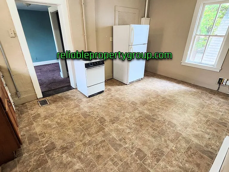 624 Walnut St — Photo 7