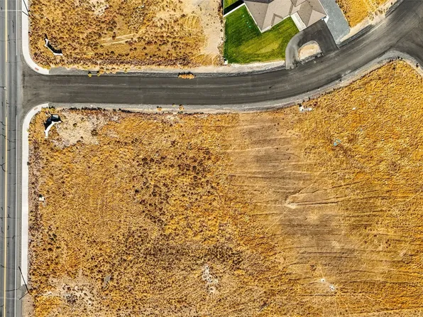 3027 NE Valley Road, Moses Lake, WA 98837