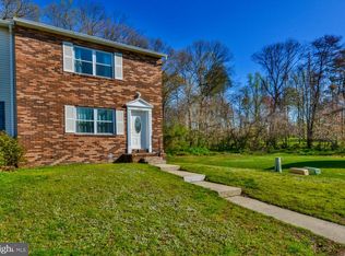 1268 Holmespun Dr, Pasadena, MD 21122