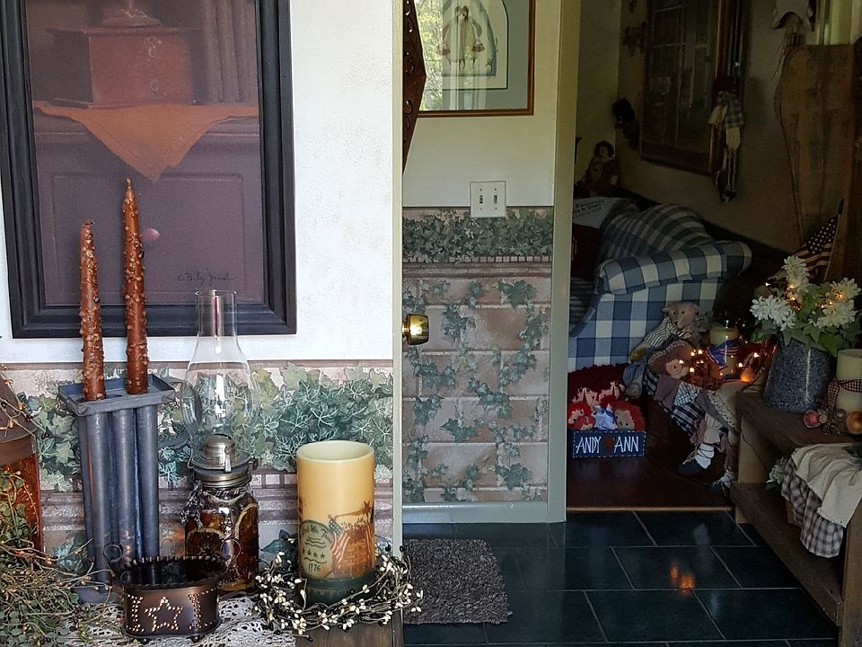 Inviting foyer