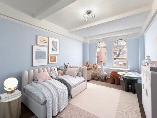 470 West 24th Street image 8 of 14