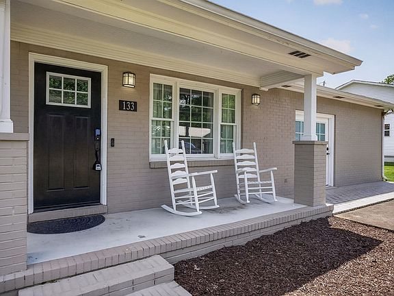 3rd image of 133 Joy Ln