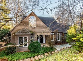 1381 Gristmill Dr, Charlottesville, VA 22902
