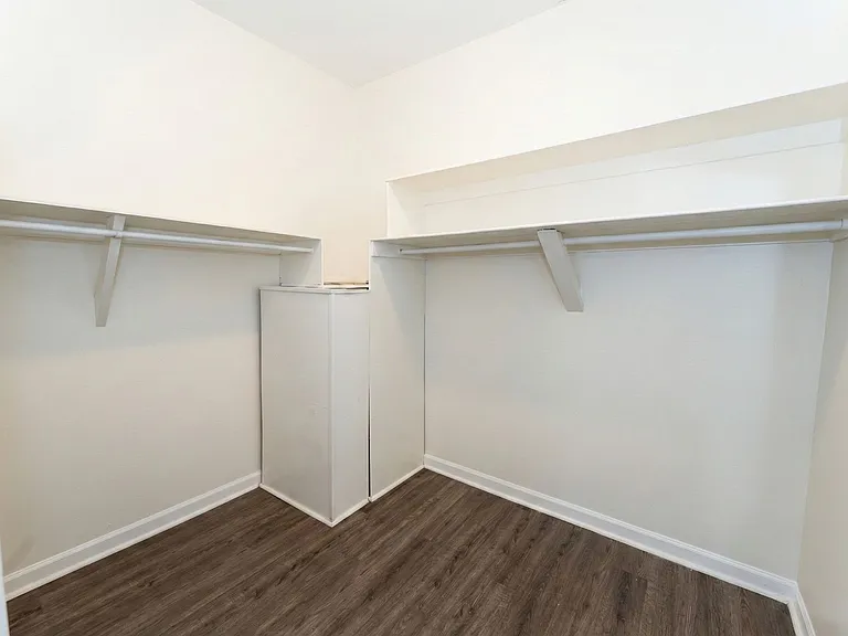 235 King St #1 — Photo 22