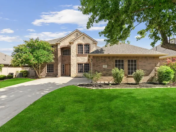 2112 Bentley Dr, Mansfield, TX 76063