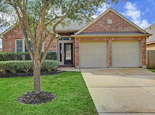 13310 Highland Lake Ln, Pearland, TX 77584