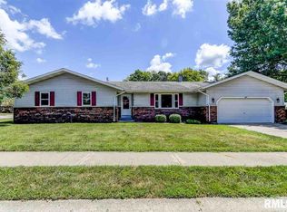 5 Pellinor Dr, Rochester, IL 62563