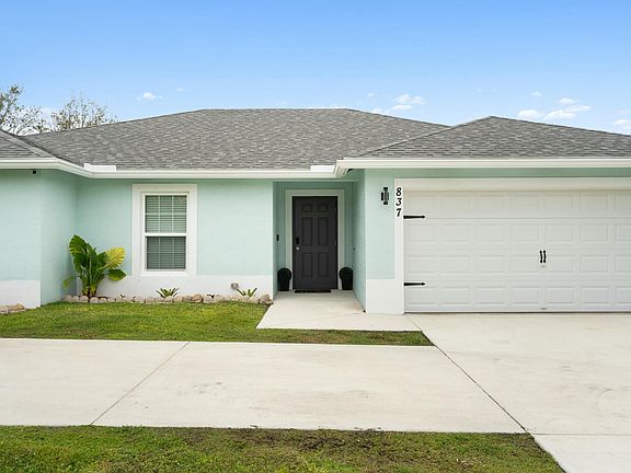 2nd image of 837 SW Tulip Boulevard