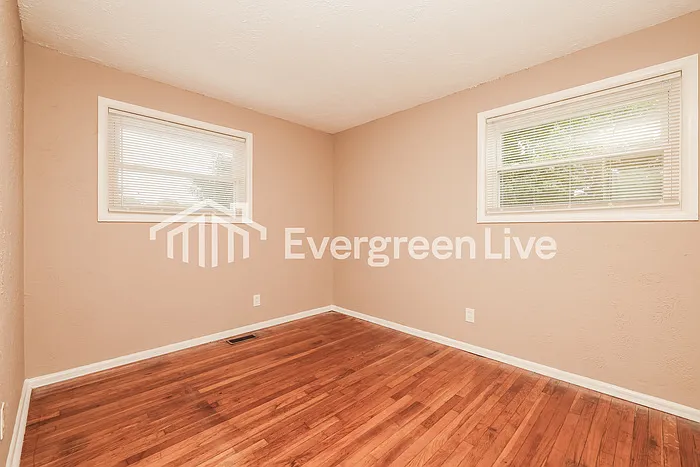 1641 Edendale Rd — Photo 12