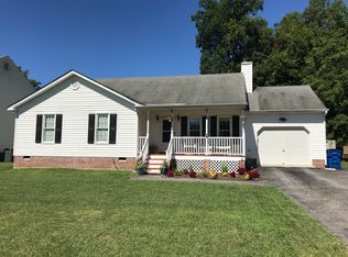 8312 Sherwood Forest Dr, North Chesterfield, VA 23237