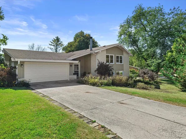 4931 Sumac LANE, Greendale, WI 53129