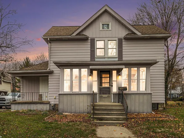 19 Ensley St, Oxford, MI 48371