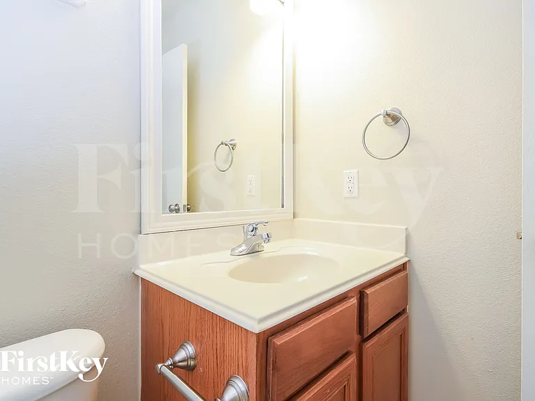 7919 Raven Creek Ln — Photo 15