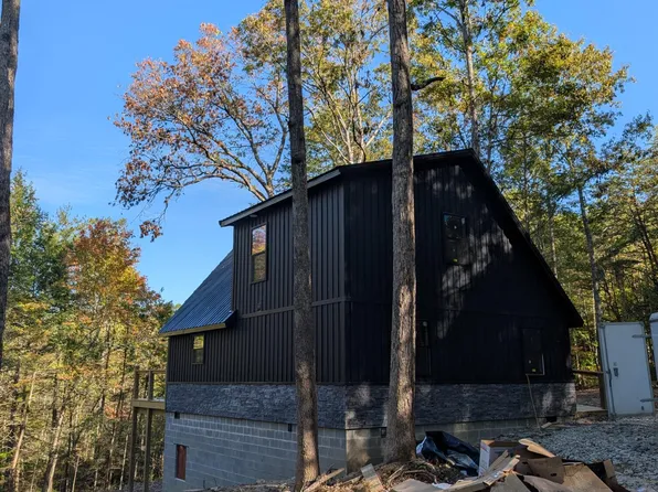 228 Cedarwood Dr, Zoe, KY 41397