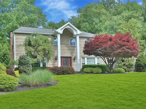 19 Beaumont Drive, New City, NY 10956