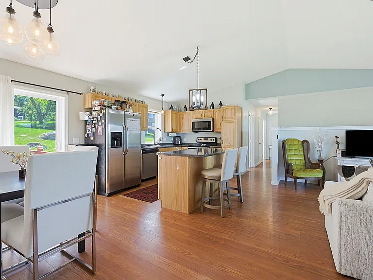 72 Frost Hill Ave — Photo 34