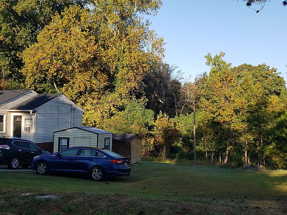 2nd image of 17 Melvin Dr