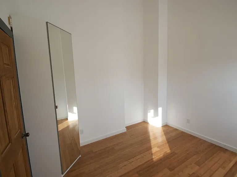 25 E 26th St #3 — Photo 12