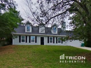 832 Stonebridge Park Cir, Lithonia, GA 30058