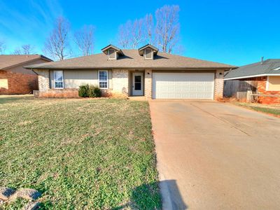 917 N Crystal Way, Mustang, OK, 73064