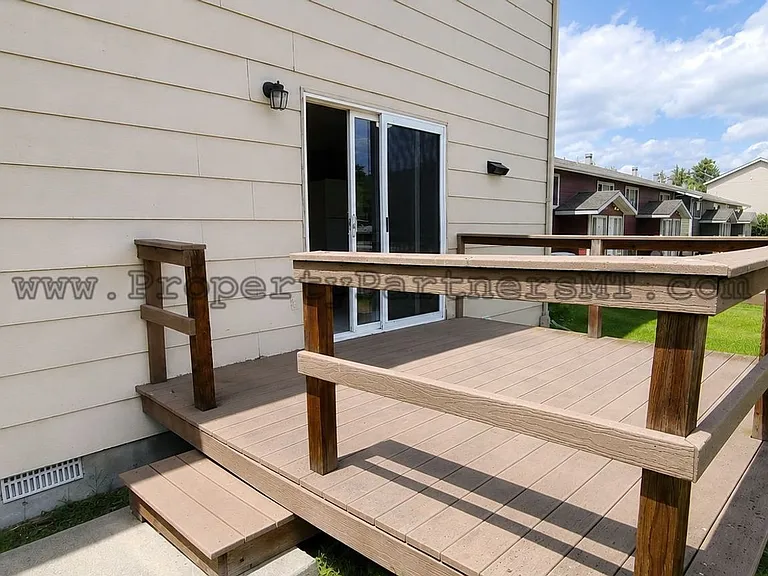 209 S 15th Ave — Photo 13
