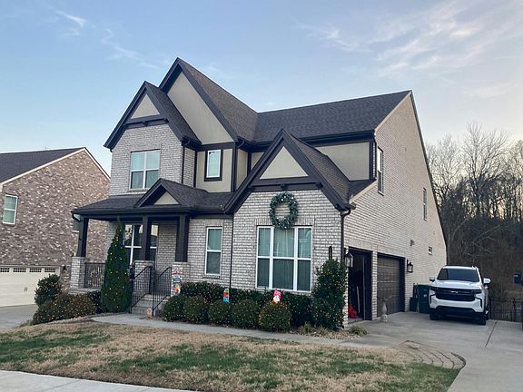 2nd image of 1099 River Oaks Blvd