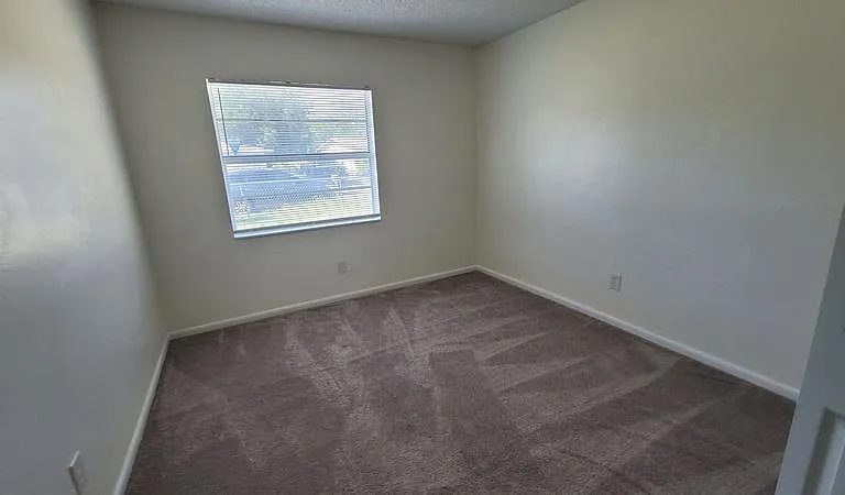 1190 Pine Valley Ln — Photo 9